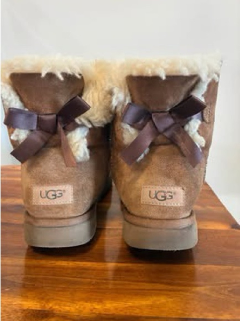UGG Brown Shearling Back-Bow Short Boots - Brown